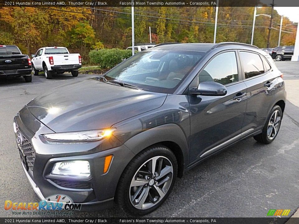 Front 3/4 View of 2021 Hyundai Kona Limited AWD Photo #7