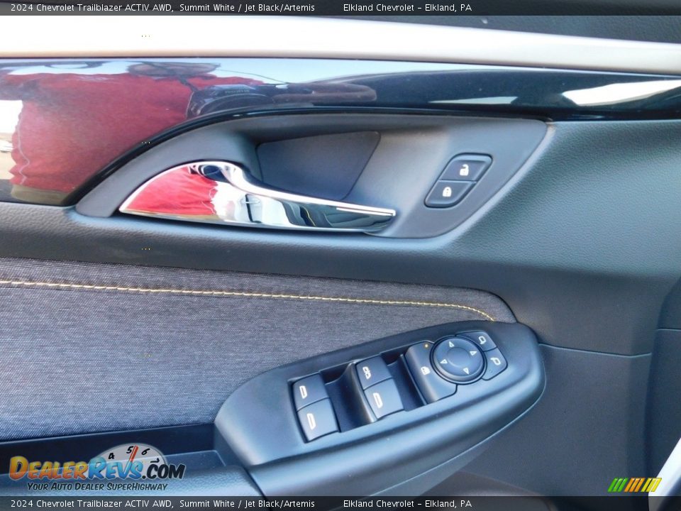 Door Panel of 2024 Chevrolet Trailblazer ACTIV AWD Photo #18