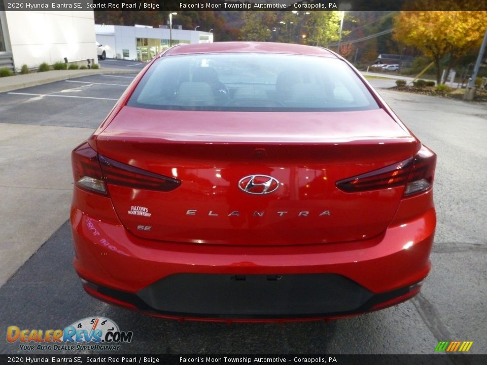 2020 Hyundai Elantra SE Scarlet Red Pearl / Beige Photo #2