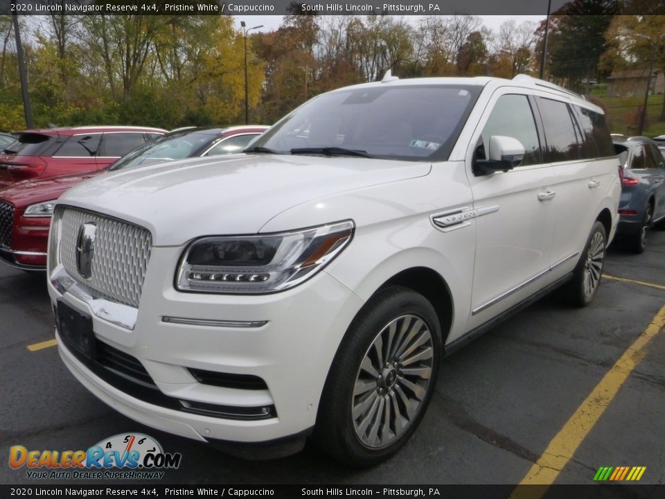 Front 3/4 View of 2020 Lincoln Navigator Reserve 4x4 Photo #1