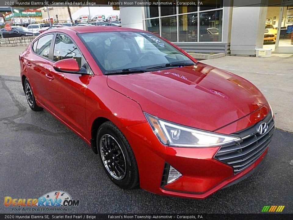 2020 Hyundai Elantra SE Scarlet Red Pearl / Beige Photo #7