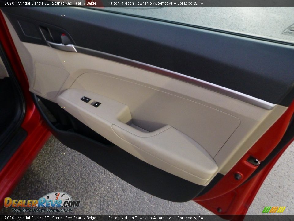 2020 Hyundai Elantra SE Scarlet Red Pearl / Beige Photo #11