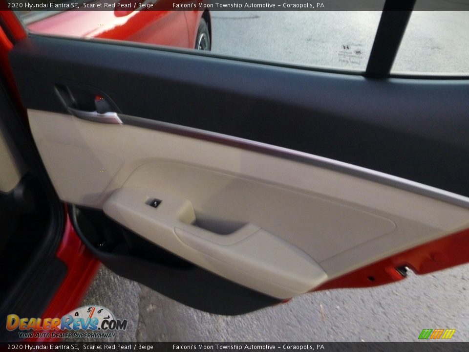 2020 Hyundai Elantra SE Scarlet Red Pearl / Beige Photo #13