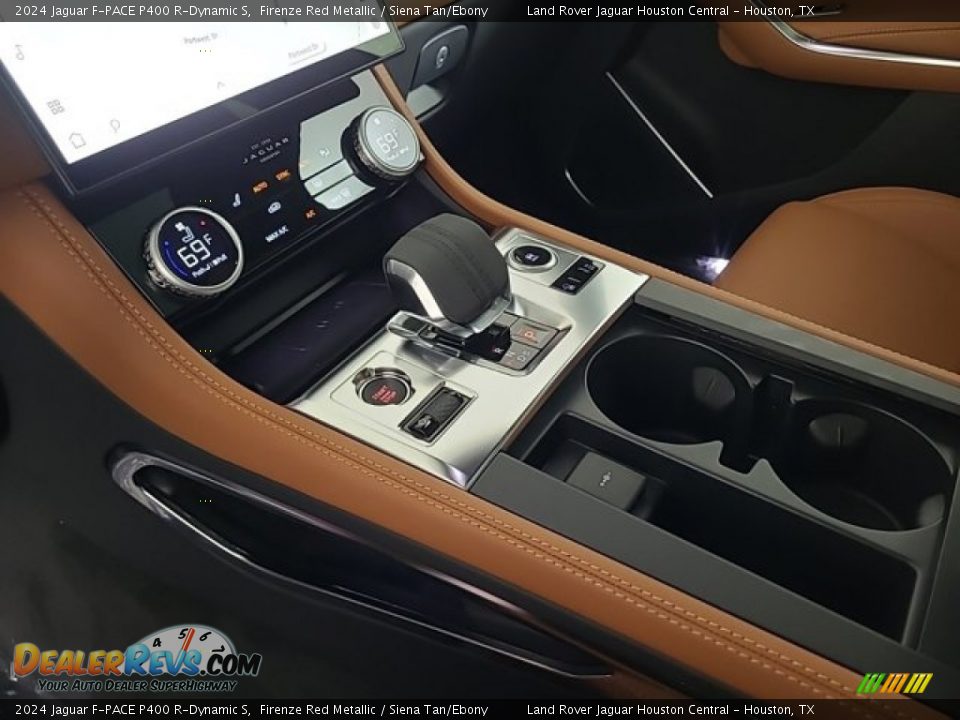 Controls of 2024 Jaguar F-PACE P400 R-Dynamic S Photo #27