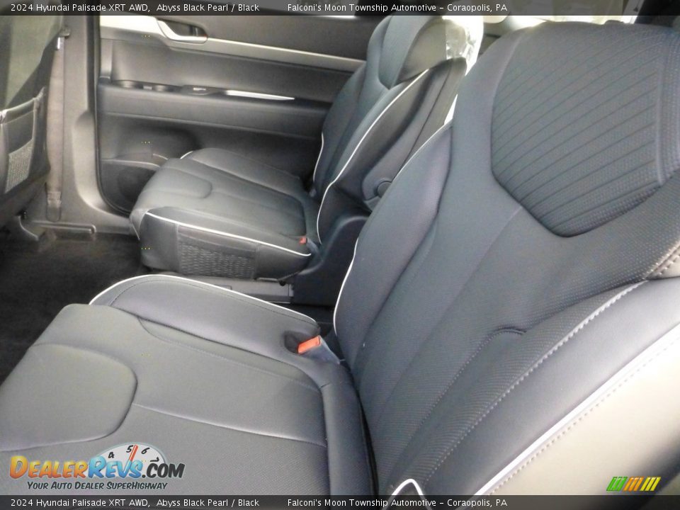 Rear Seat of 2024 Hyundai Palisade XRT AWD Photo #12