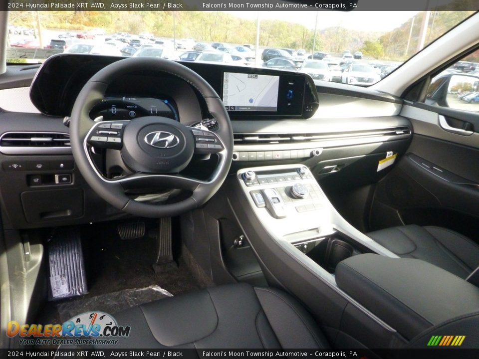 Dashboard of 2024 Hyundai Palisade XRT AWD Photo #13