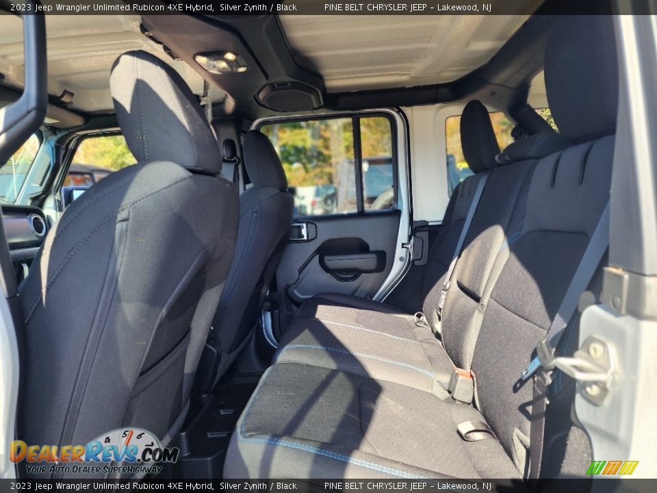 2023 Jeep Wrangler Unlimited Rubicon 4XE Hybrid Silver Zynith / Black Photo #7