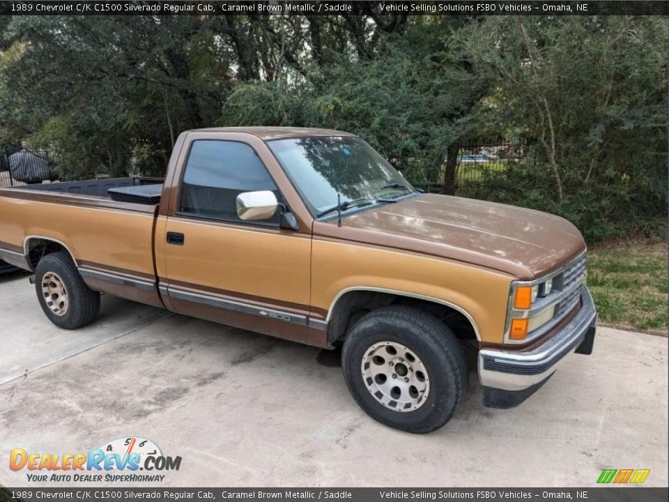 Front 3/4 View of 1989 Chevrolet C/K C1500 Silverado Regular Cab Photo #3