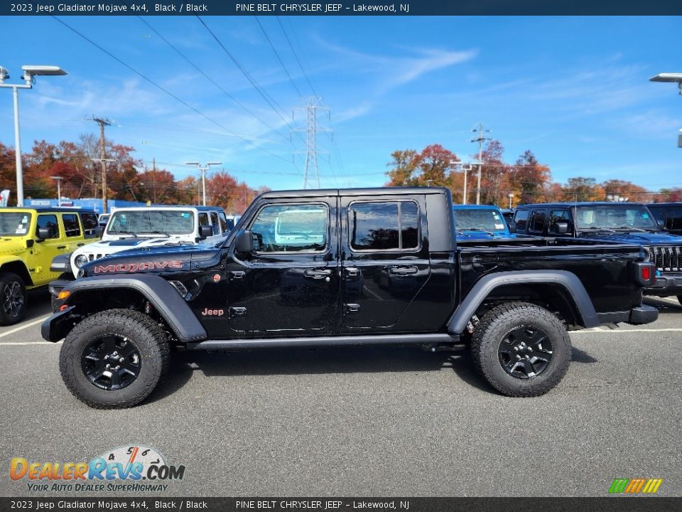 Black 2023 Jeep Gladiator Mojave 4x4 Photo #3