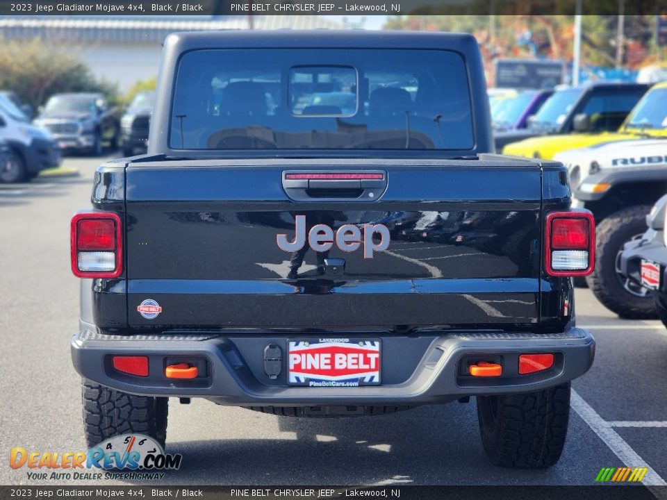 2023 Jeep Gladiator Mojave 4x4 Black / Black Photo #6