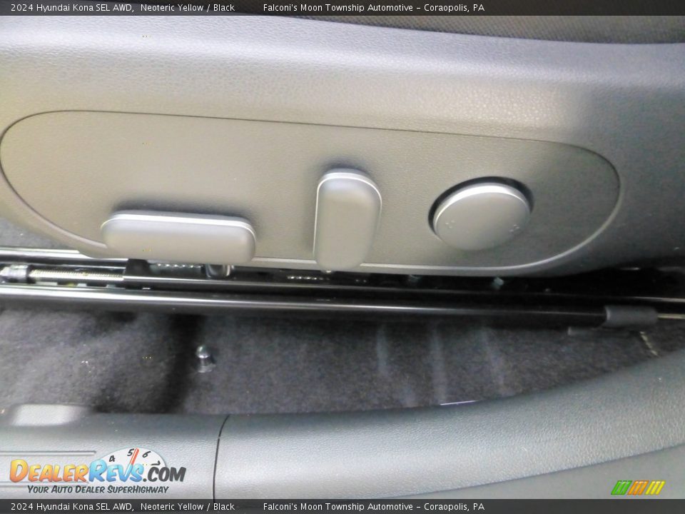 Front Seat of 2024 Hyundai Kona SEL AWD Photo #15