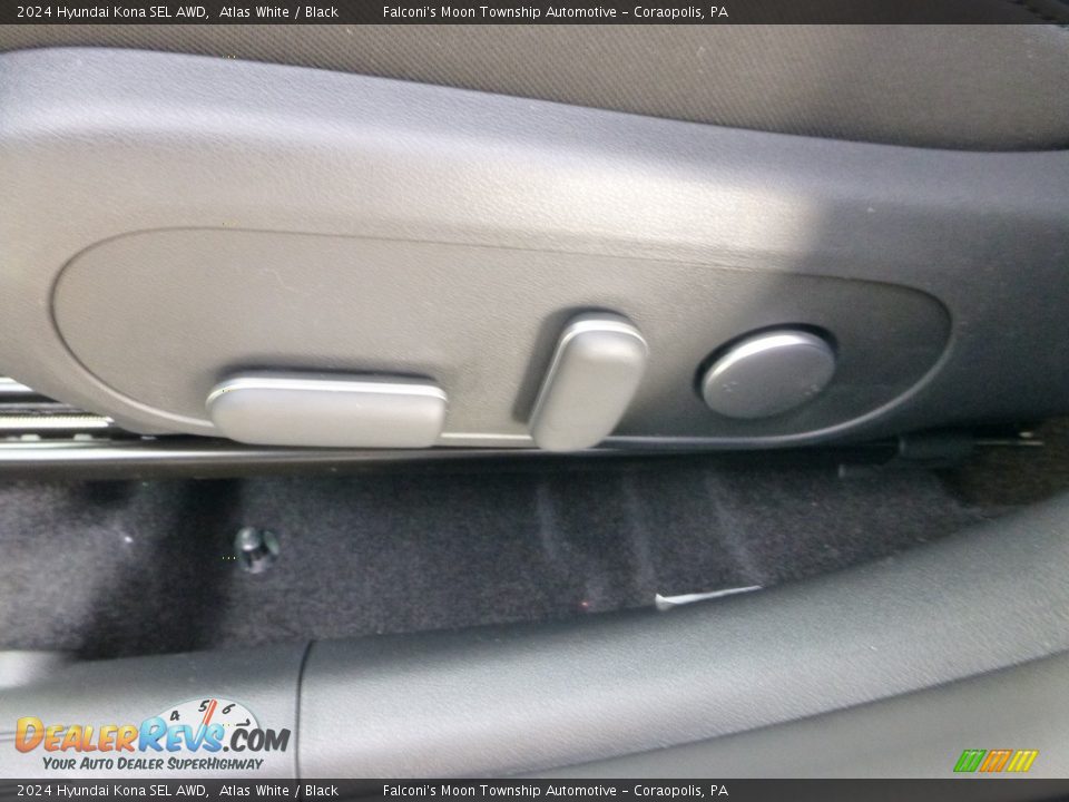 Front Seat of 2024 Hyundai Kona SEL AWD Photo #15