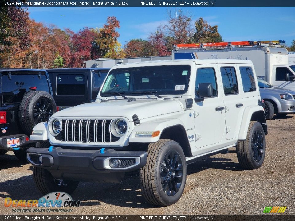 2024 Jeep Wrangler 4-Door Sahara 4xe Hybrid Bright White / Black Photo #1