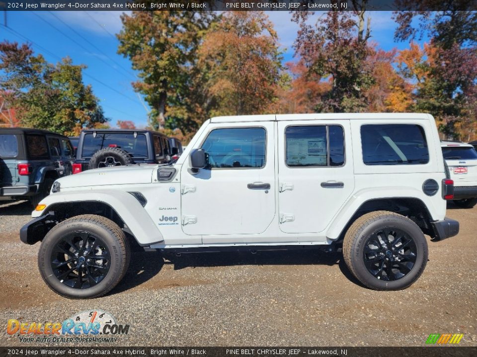 2024 Jeep Wrangler 4-Door Sahara 4xe Hybrid Bright White / Black Photo #3