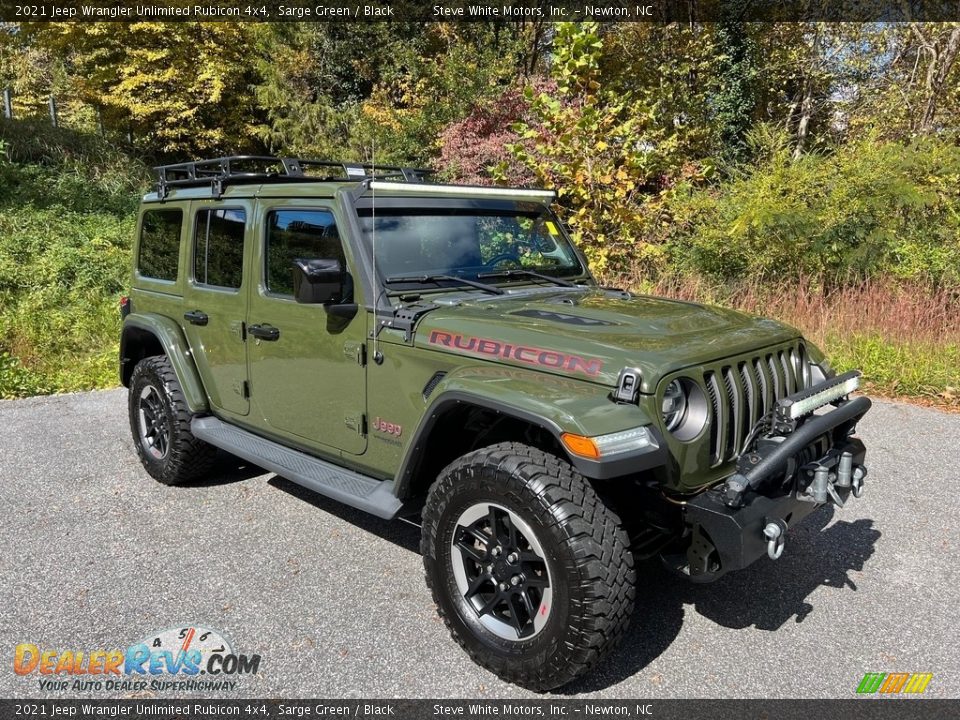 Front 3/4 View of 2021 Jeep Wrangler Unlimited Rubicon 4x4 Photo #4