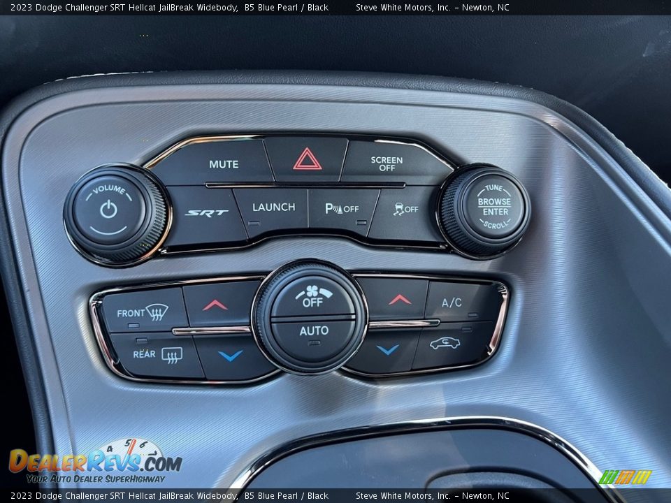 Controls of 2023 Dodge Challenger SRT Hellcat JailBreak Widebody Photo #27