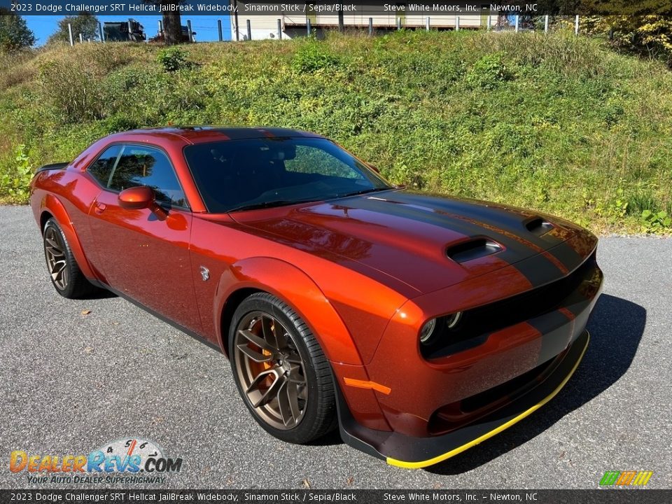 Front 3/4 View of 2023 Dodge Challenger SRT Hellcat JailBreak Widebody Photo #4