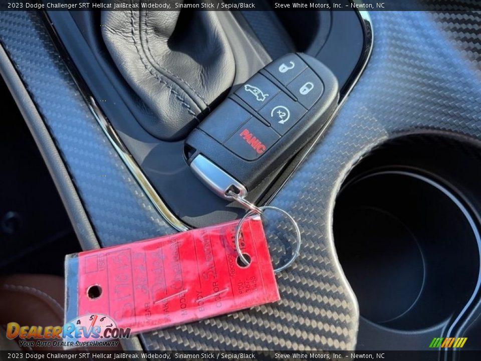 Keys of 2023 Dodge Challenger SRT Hellcat JailBreak Widebody Photo #32