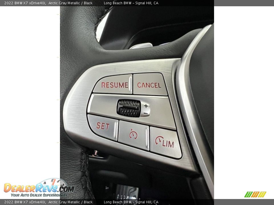 2022 BMW X7 xDrive40i Steering Wheel Photo #28