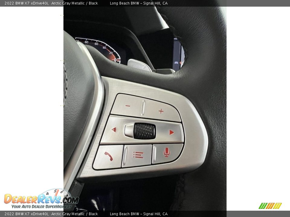 2022 BMW X7 xDrive40i Steering Wheel Photo #29