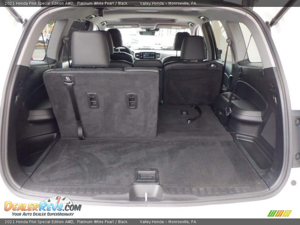 2021 Honda Pilot Special Edition AWD Trunk Photo #31