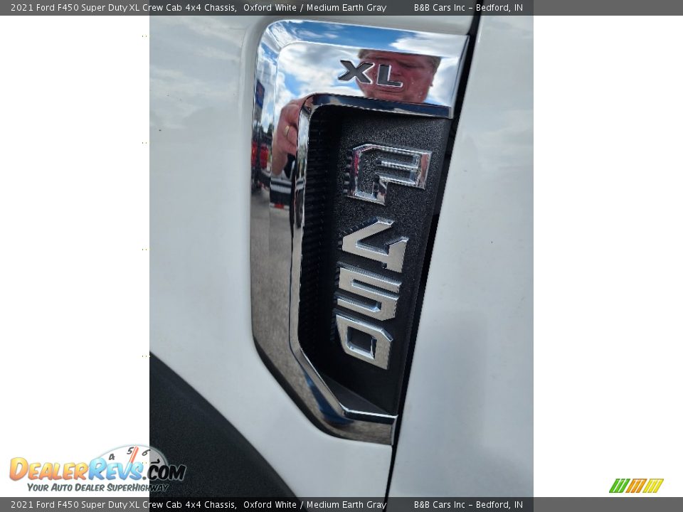 2021 Ford F450 Super Duty XL Crew Cab 4x4 Chassis Logo Photo #9
