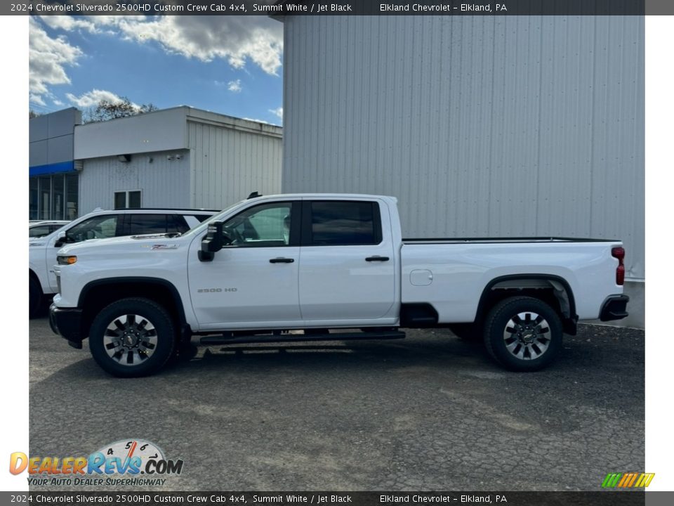 2024 Chevrolet Silverado 2500HD Custom Crew Cab 4x4 Summit White / Jet Black Photo #4