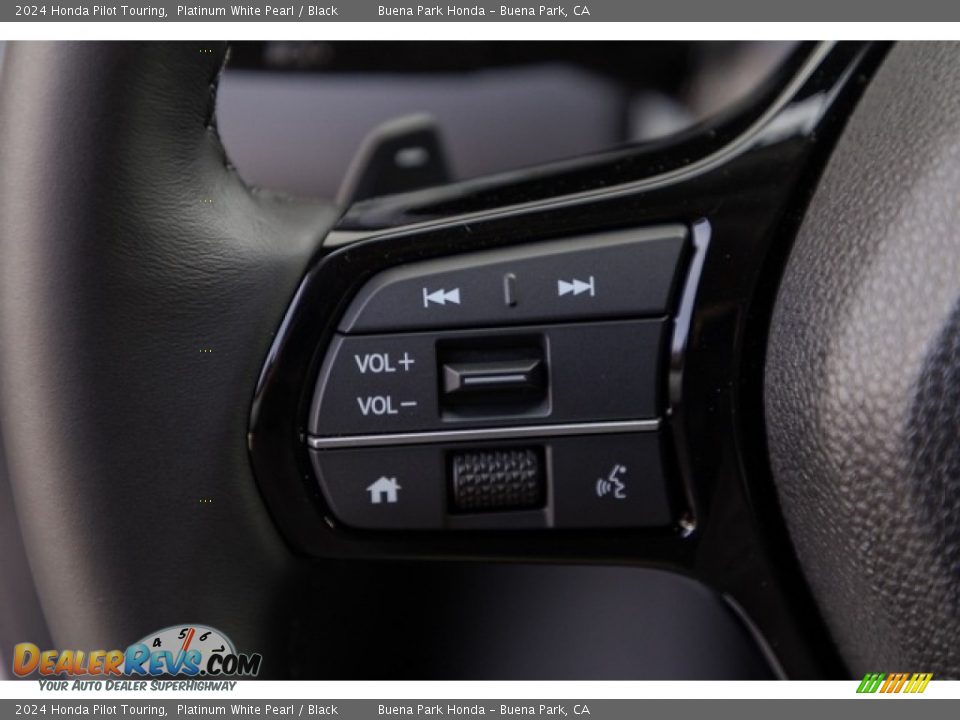 2024 Honda Pilot Touring Steering Wheel Photo #18