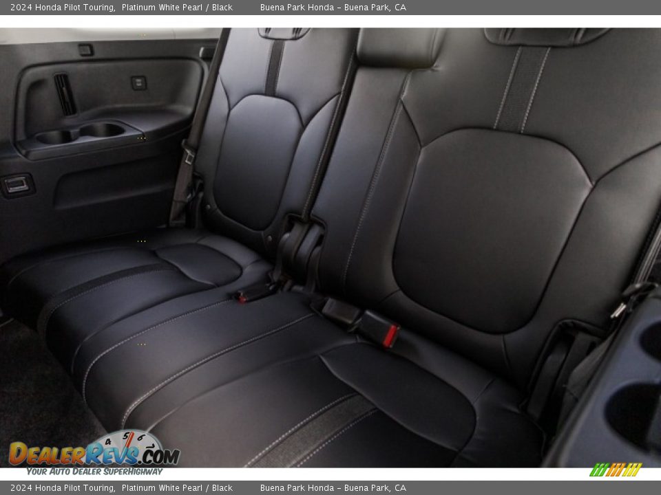 Rear Seat of 2024 Honda Pilot Touring Photo #23