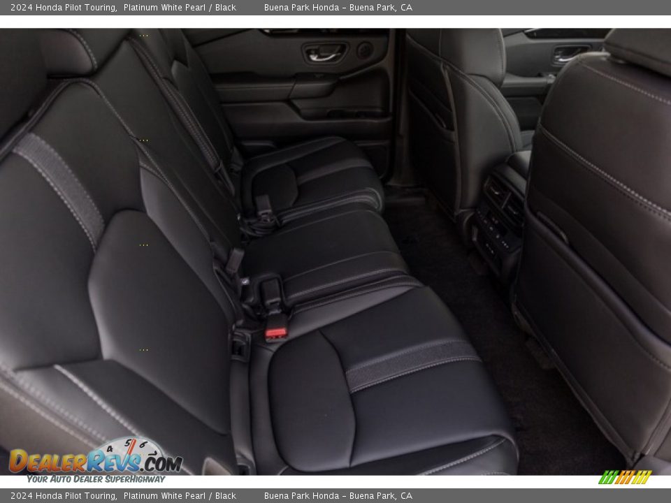 Rear Seat of 2024 Honda Pilot Touring Photo #26