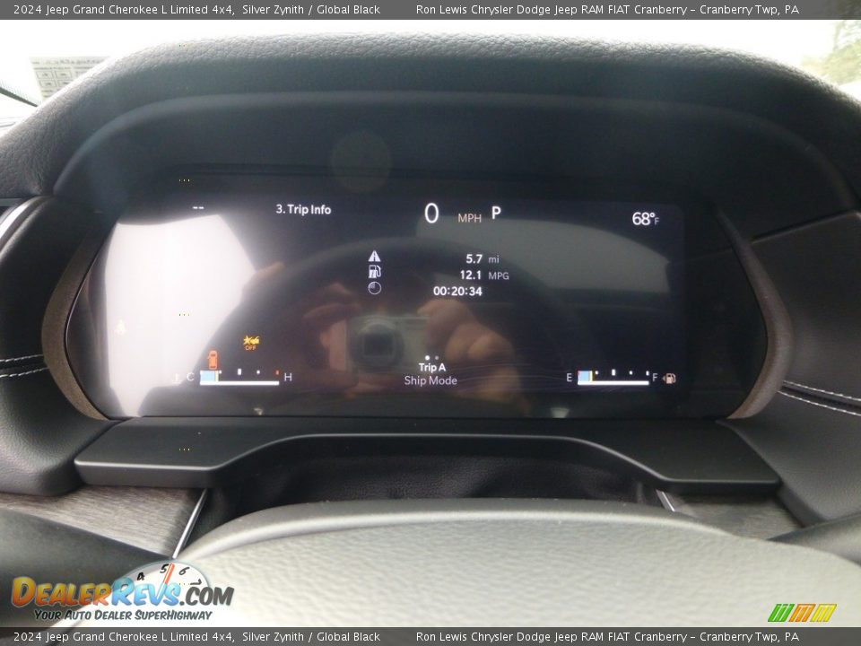 2024 Jeep Grand Cherokee L Limited 4x4 Gauges Photo #20