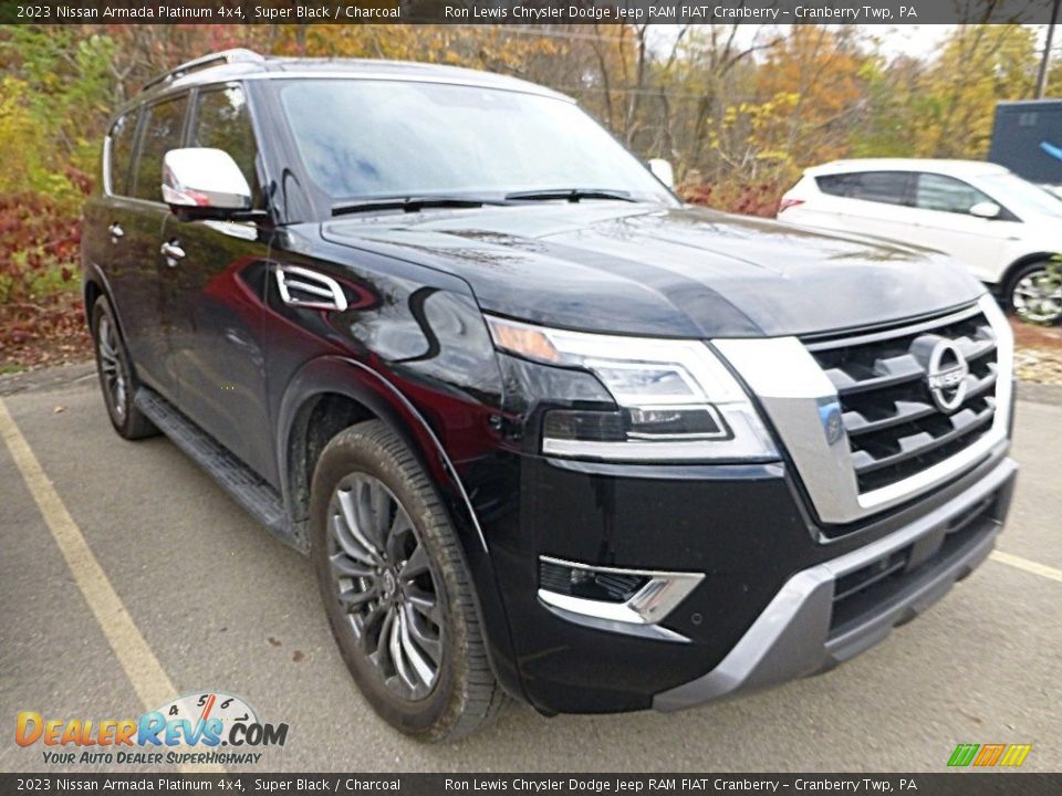 Front 3/4 View of 2023 Nissan Armada Platinum 4x4 Photo #4