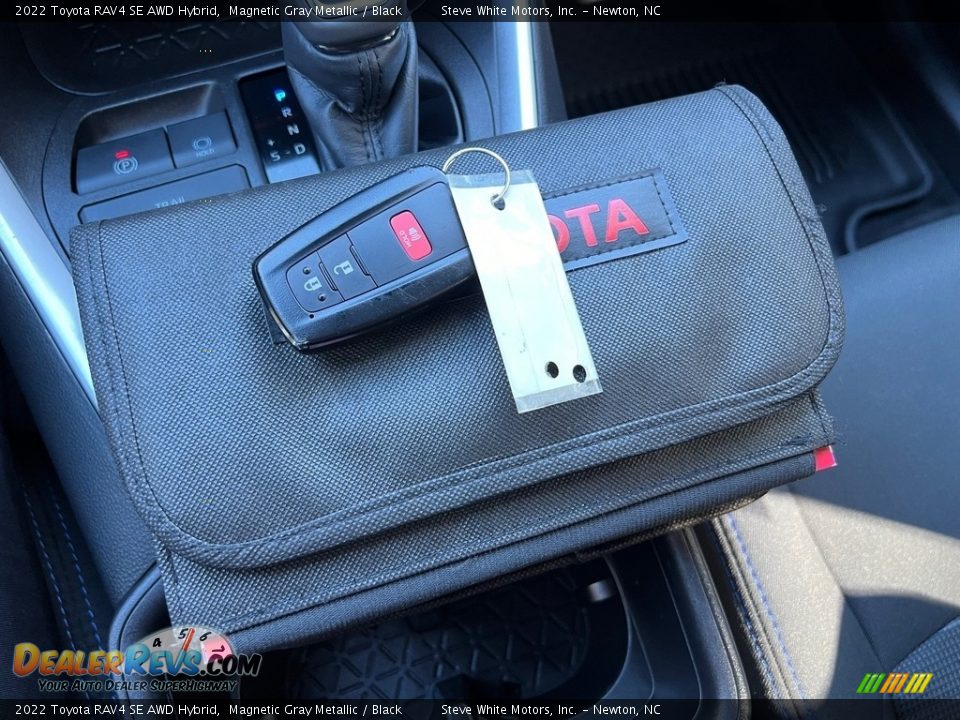 Keys of 2022 Toyota RAV4 SE AWD Hybrid Photo #26