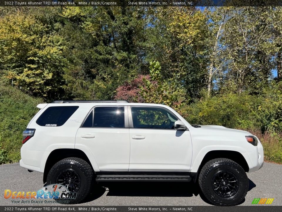 White 2022 Toyota 4Runner TRD Off Road 4x4 Photo #13