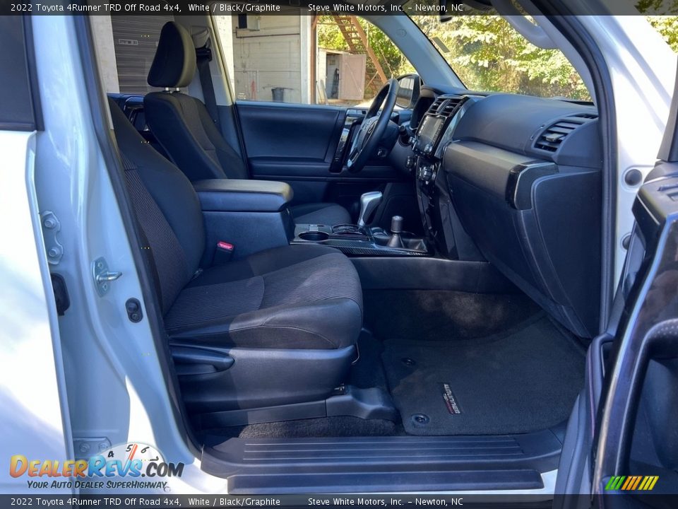 Front Seat of 2022 Toyota 4Runner TRD Off Road 4x4 Photo #26