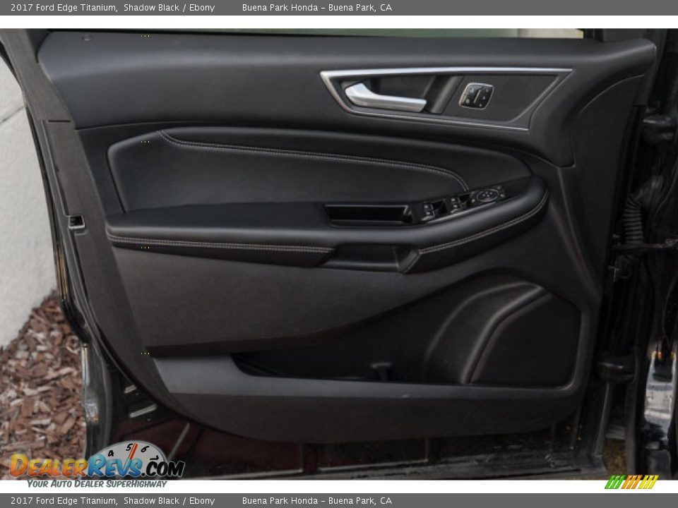 Door Panel of 2017 Ford Edge Titanium Photo #26