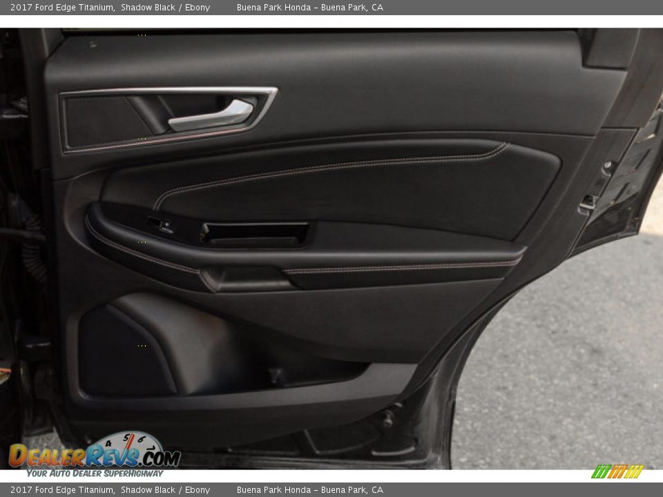 Door Panel of 2017 Ford Edge Titanium Photo #30