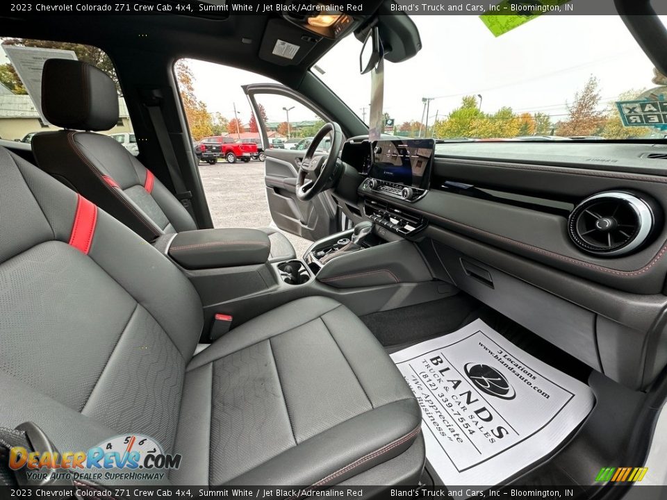 Dashboard of 2023 Chevrolet Colorado Z71 Crew Cab 4x4 Photo #34