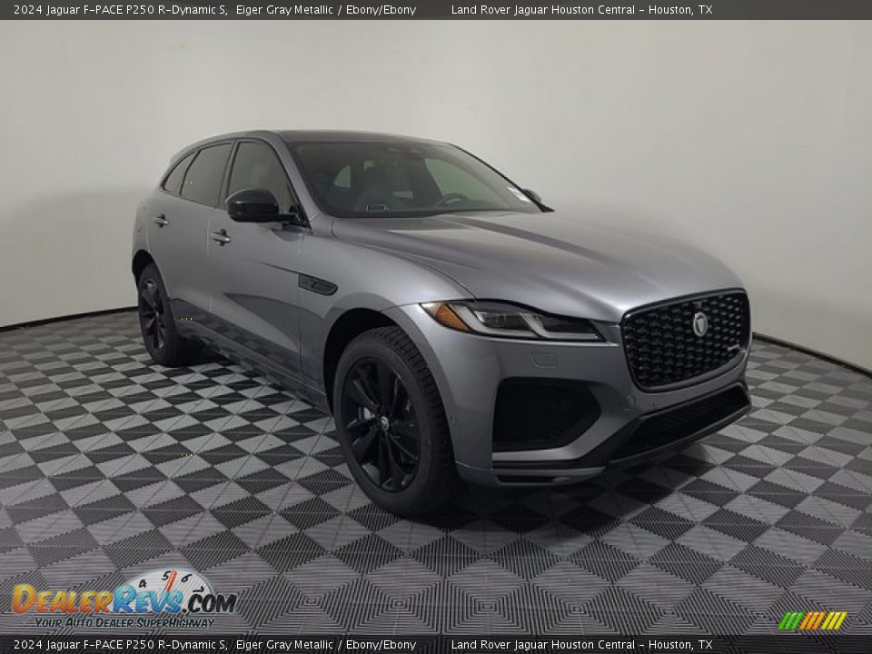 Front 3/4 View of 2024 Jaguar F-PACE P250 R-Dynamic S Photo #12