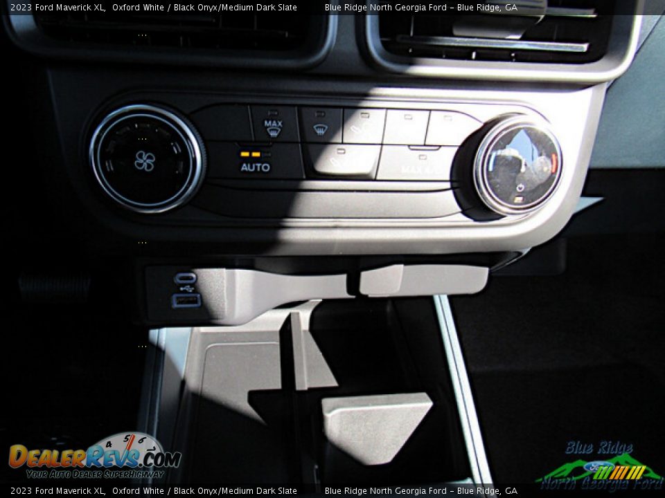 2023 Ford Maverick XL Oxford White / Black Onyx/Medium Dark Slate Photo #20