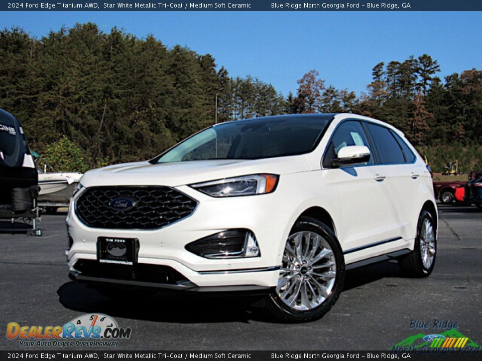 Front 3/4 View of 2024 Ford Edge Titanium AWD Photo #1