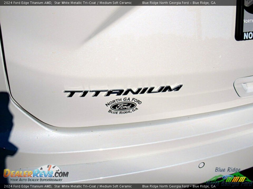 2024 Ford Edge Titanium AWD Star White Metallic Tri-Coat / Medium Soft Ceramic Photo #28
