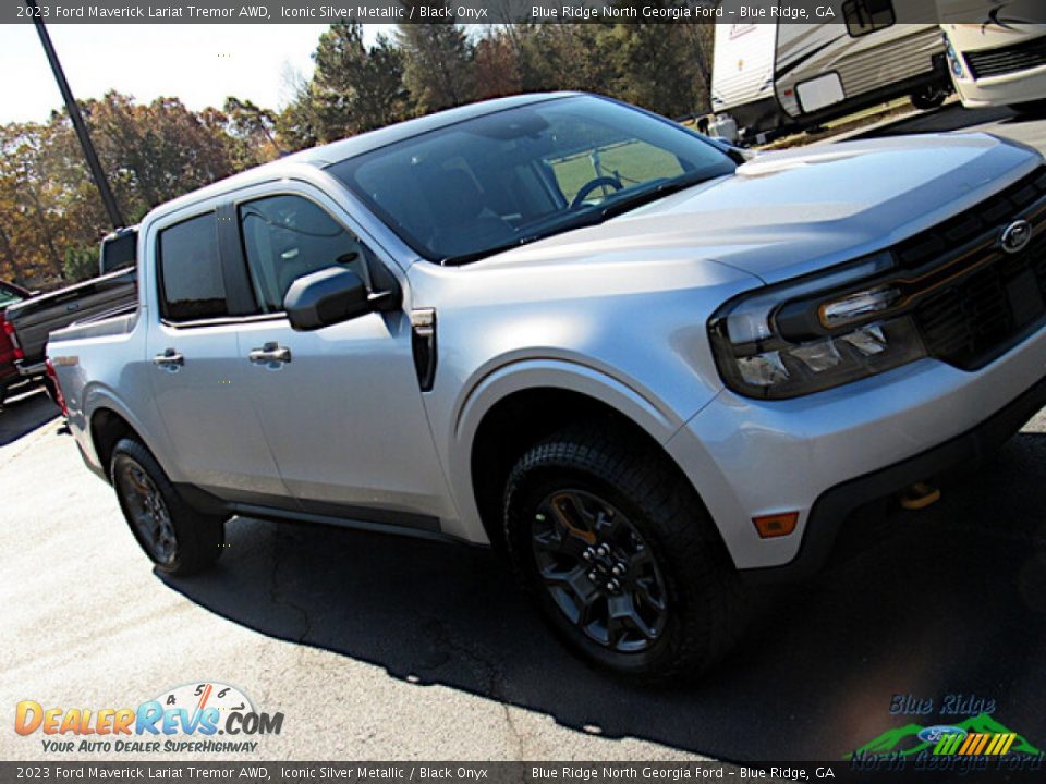 2023 Ford Maverick Lariat Tremor AWD Iconic Silver Metallic / Black Onyx Photo #26