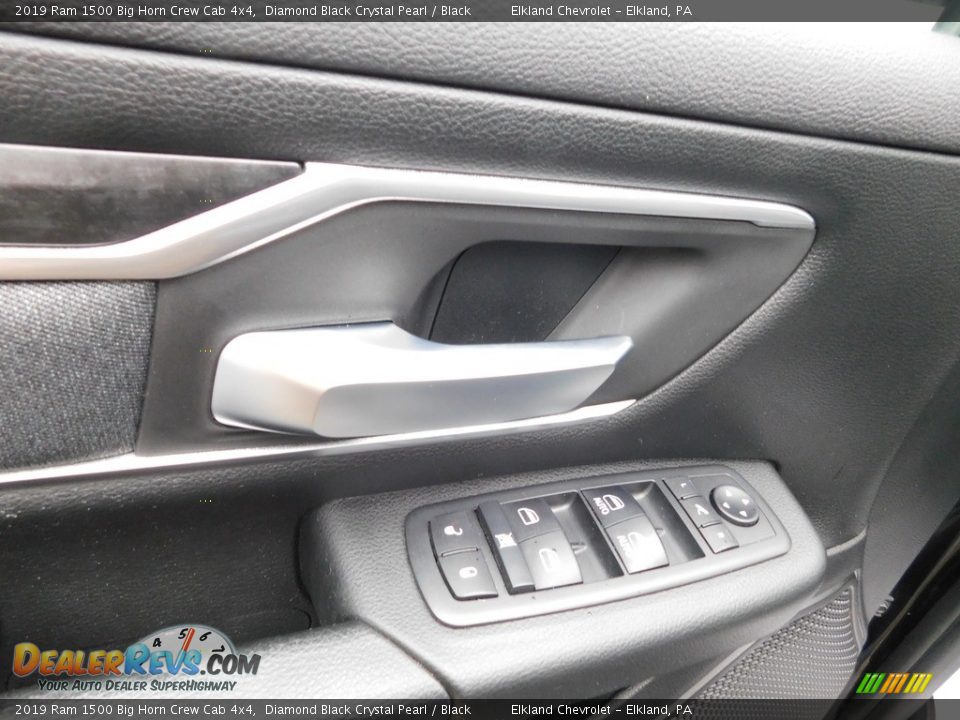 2019 Ram 1500 Big Horn Crew Cab 4x4 Diamond Black Crystal Pearl / Black Photo #19