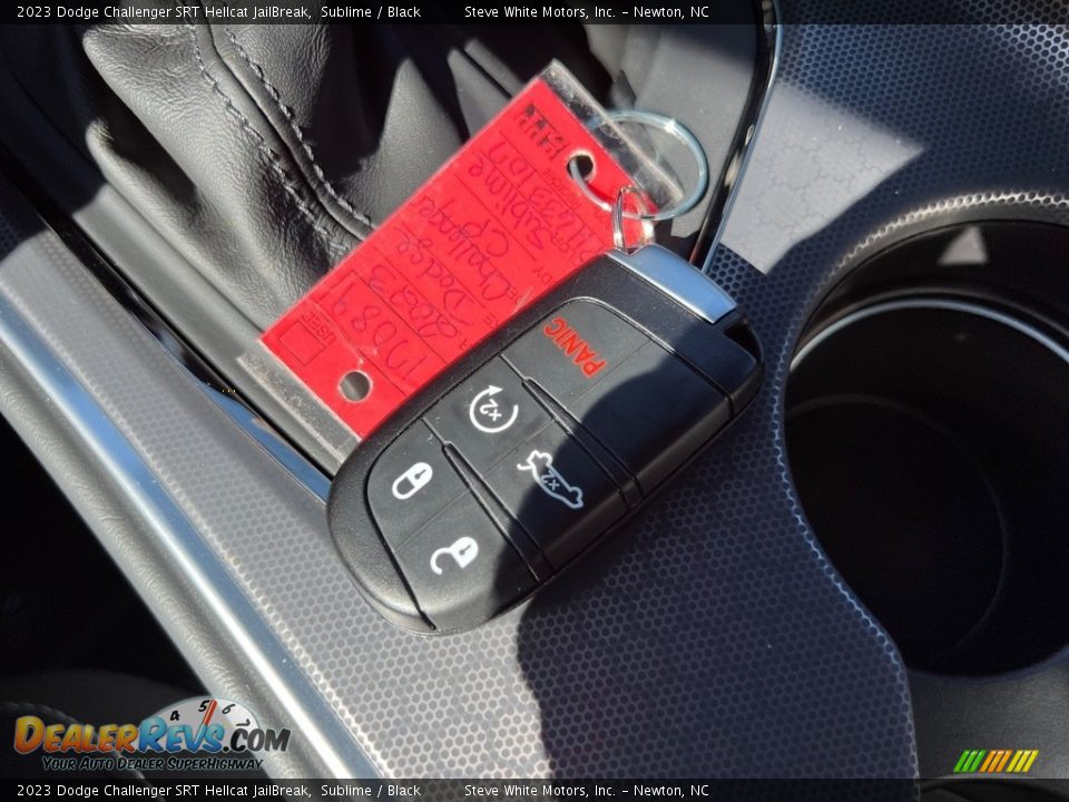 Keys of 2023 Dodge Challenger SRT Hellcat JailBreak Photo #29