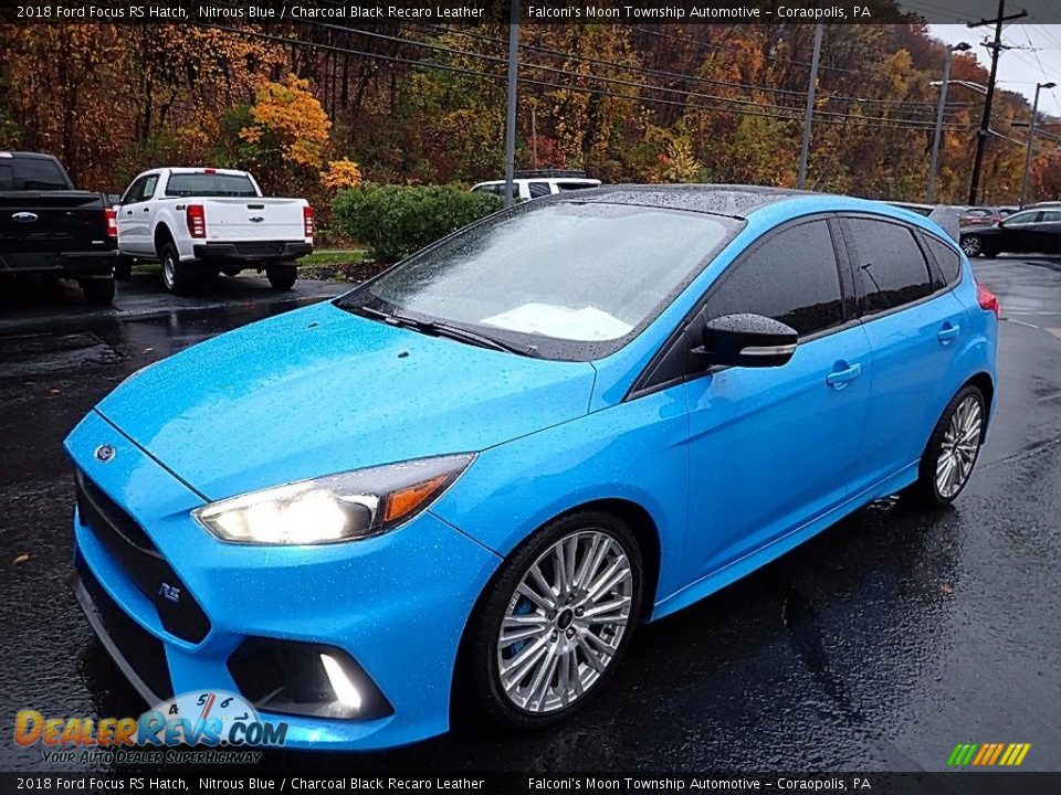 Front 3/4 View of 2018 Ford Focus RS Hatch Photo #7