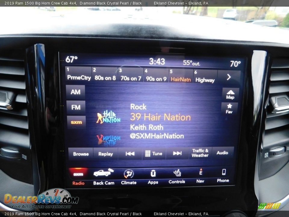2019 Ram 1500 Big Horn Crew Cab 4x4 Diamond Black Crystal Pearl / Black Photo #32