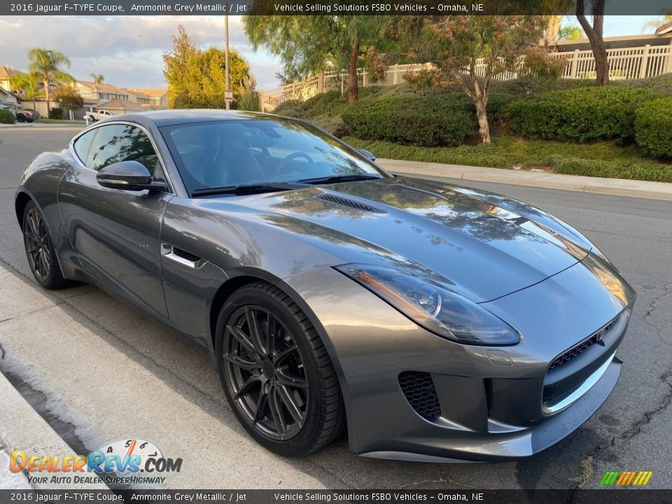 Front 3/4 View of 2016 Jaguar F-TYPE Coupe Photo #10