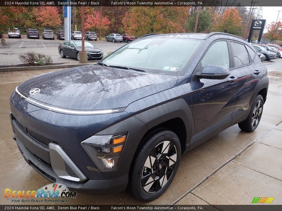 Front 3/4 View of 2024 Hyundai Kona SEL AWD Photo #7