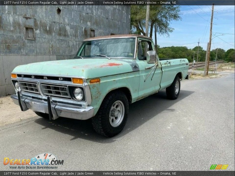 Front 3/4 View of 1977 Ford F150 Custom Regular Cab Photo #1